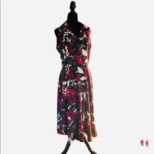 Fall floral look goes well with HumanBeing Earring.